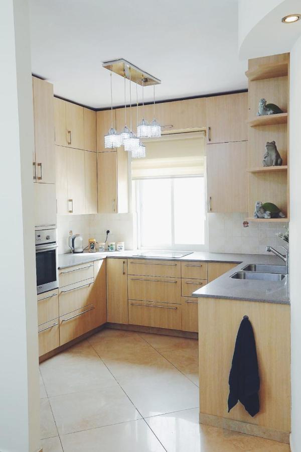 Art Apartment In Mamila - Parking Best Location 2 Иерусалим Экстерьер фото