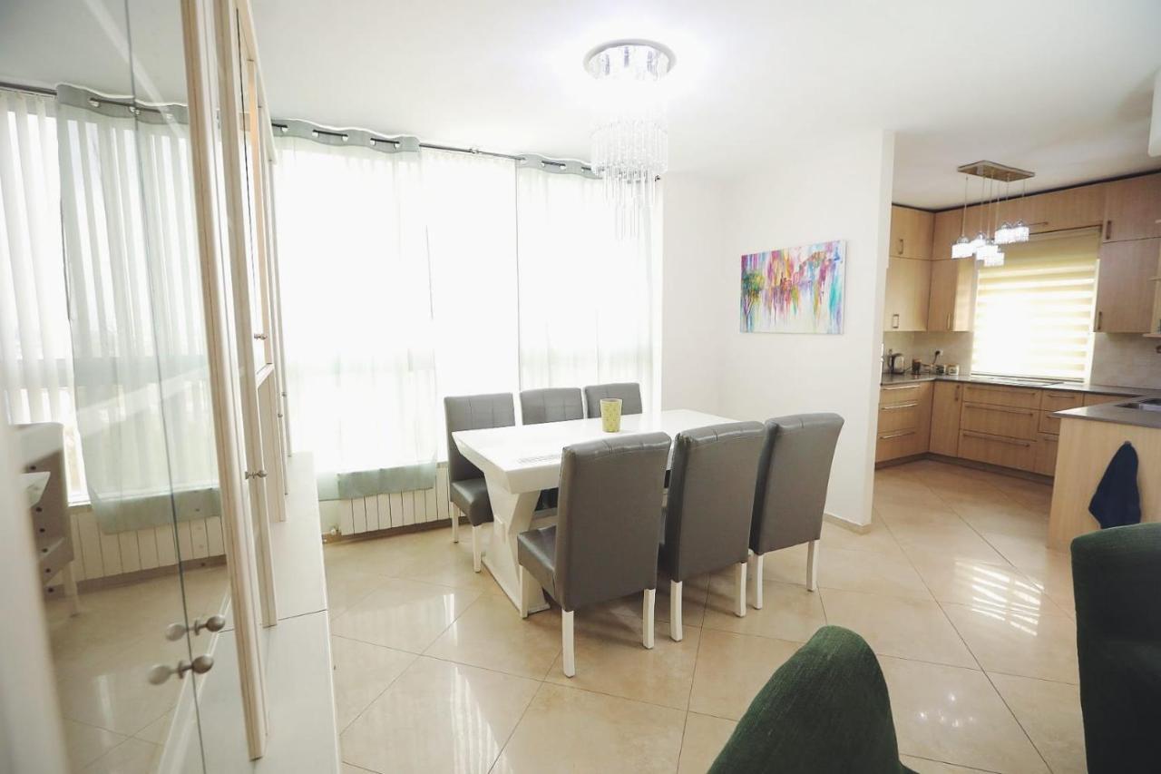 Art Apartment In Mamila - Parking Best Location 2 Иерусалим Экстерьер фото